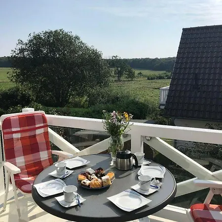 Moderne-ferienwohnung-fuer-4-personen-mit-balkon Apartment *