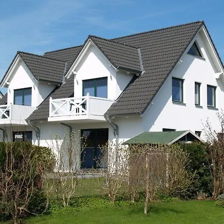 Moderne-ferienwohnung-fuer-4-personen-mit-balkon Binz