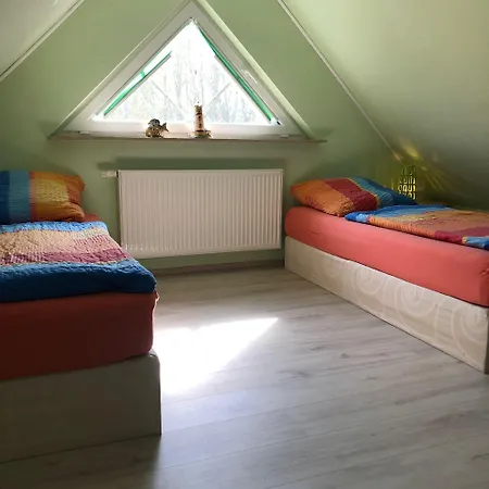 Moderne-ferienwohnung-fuer-4-personen-mit-balkon Binz