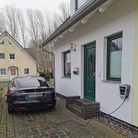 Moderne-ferienwohnung-fuer-4-personen-mit-balkon * Binz