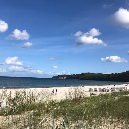 Moderne-ferienwohnung-fuer-4-personen-mit-balkon *